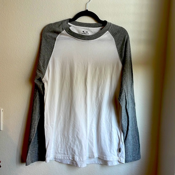 Other - Oakley Men Shirt- Long Sleeve